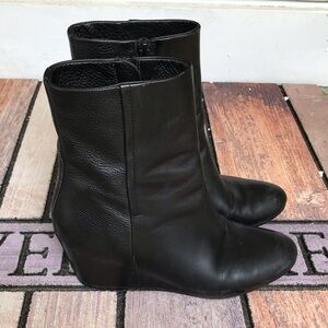 Vince Michela Hidden Wedge Black Leather Booties Ankle Boots Womens Size 7
